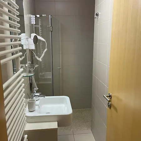 Casa Brut Premium Free Parking Apartment